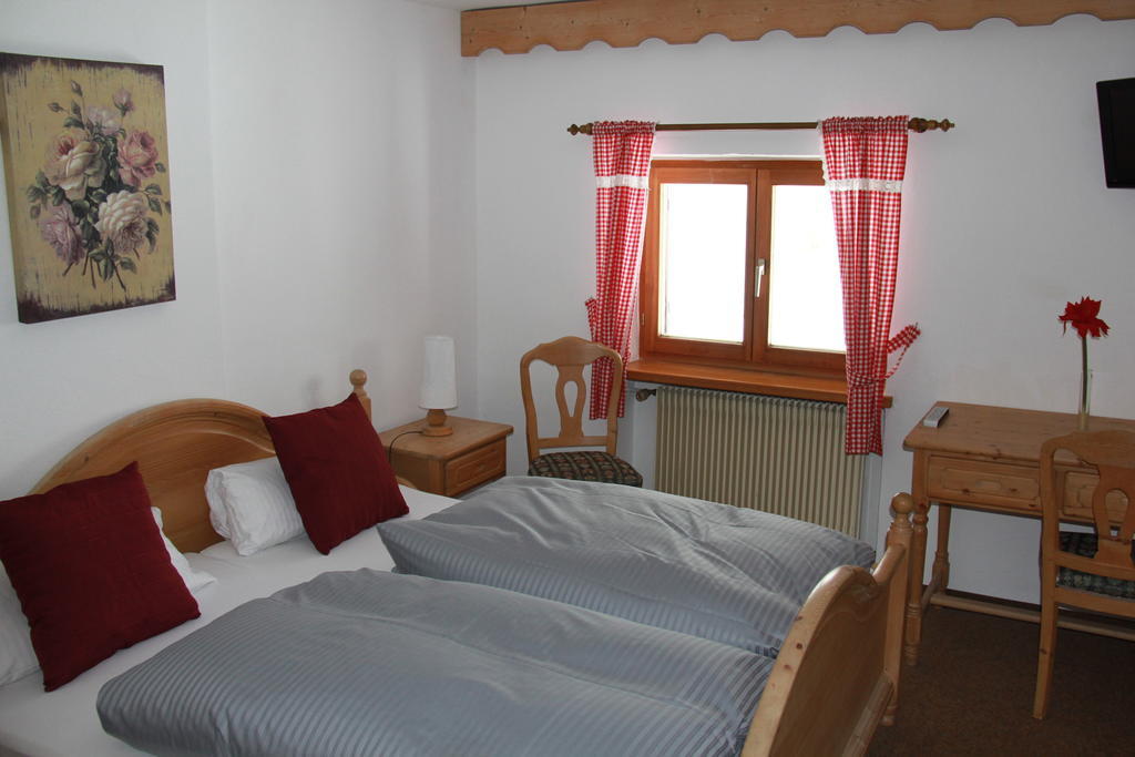 Berggasthof Willy Merkl Haus Spitzingsee Room photo
